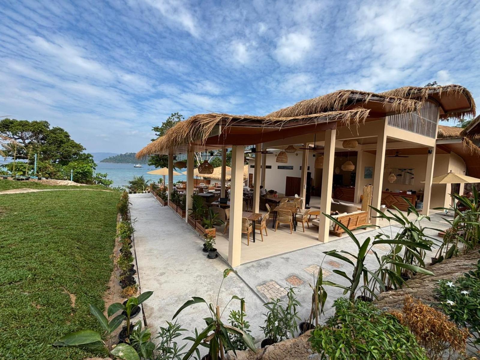 Ten Moons Sunset Villas Koh Lipe Exterior foto